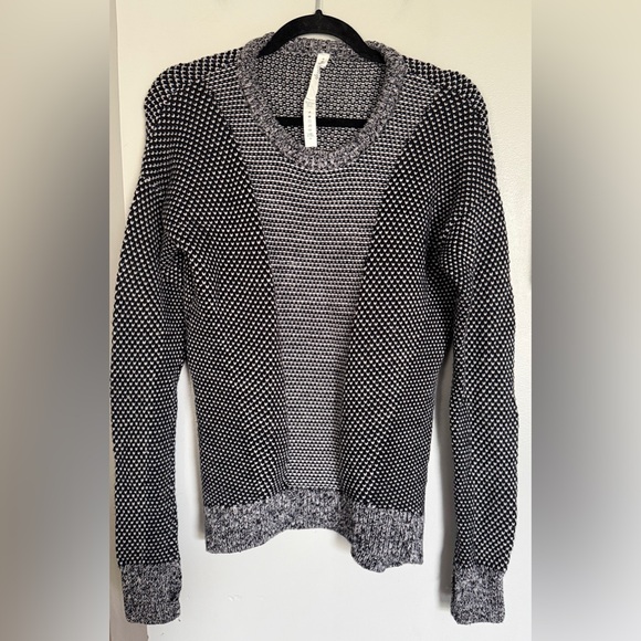 Lululemon Yogi Crew Sweater - Picture 2 of 6